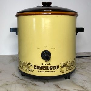 1970 Retro Crock Pot Excellent Condition